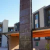Corten Flats Entrada Building Un-rusted